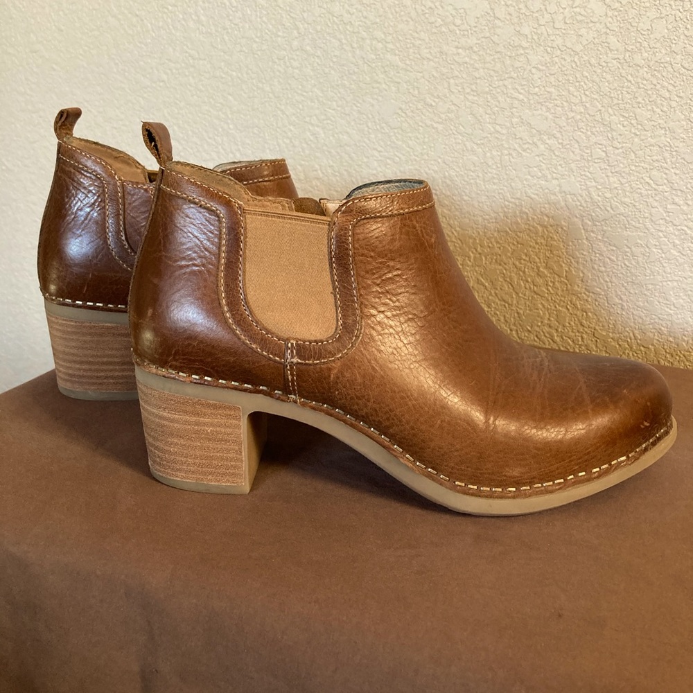 Harlene Waxy Burnished
